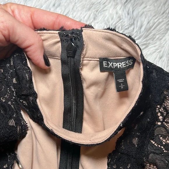 Express black lace top small - Picture 3 of 4
